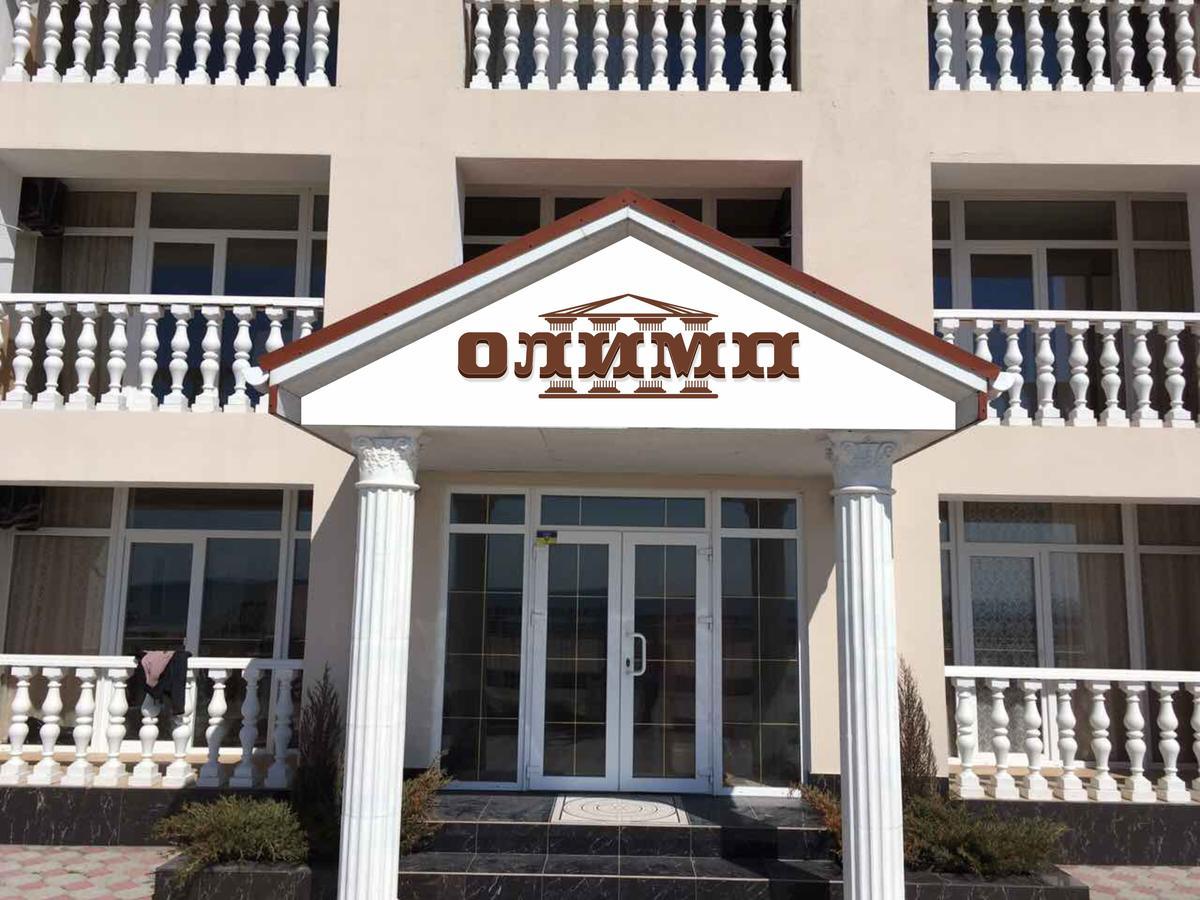 Olimp Hotel Zaliznyy Port Exterior foto